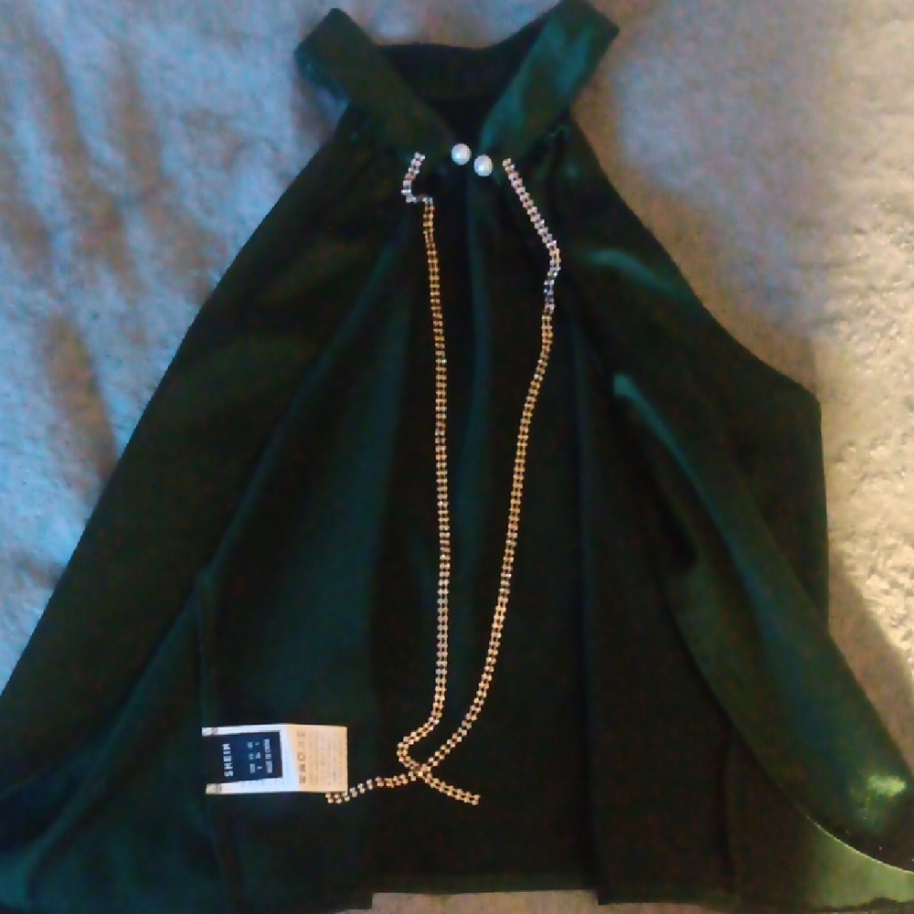 Elegant Green Halter Top with Chain Detail